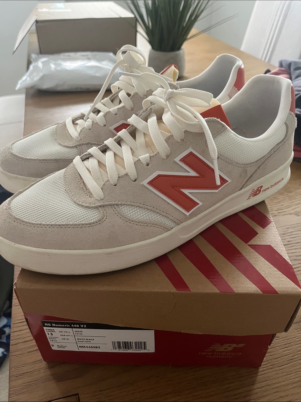 New Balance  numeric 440 v2Men’s Beige and orange  Low-Top Sneakers